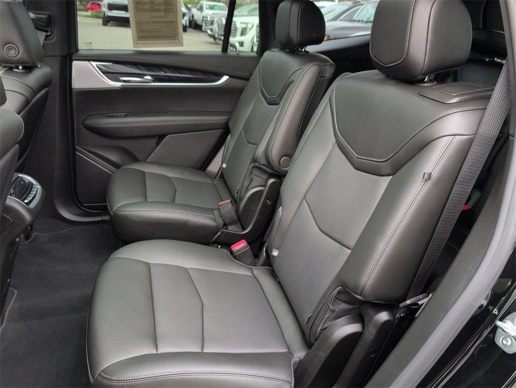 2025 Cadillac XT6 Premium Luxury