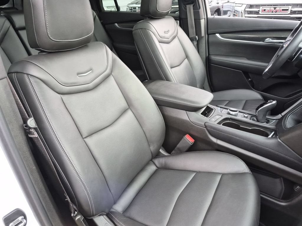 2023 Cadillac XT6 Sport