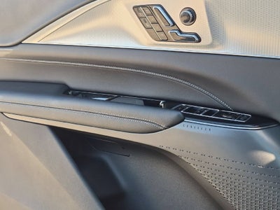 2024 Cadillac LYRIQ Tech