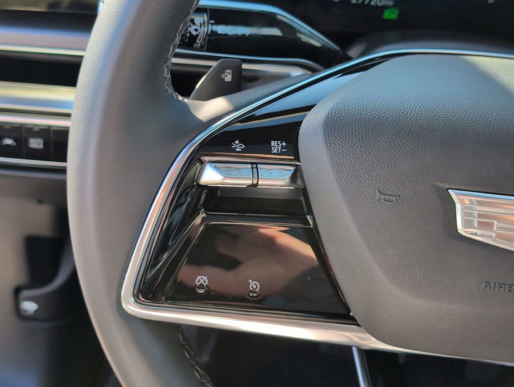 2024 Cadillac LYRIQ Tech