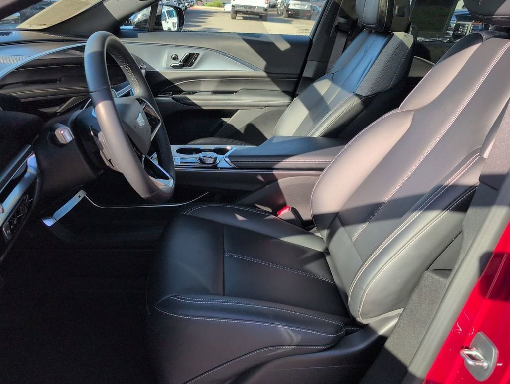 2024 Cadillac LYRIQ Tech