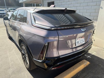 2024 Cadillac LYRIQ Luxury 1