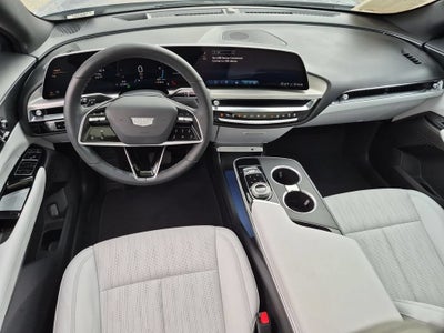 2024 Cadillac LYRIQ Luxury 1