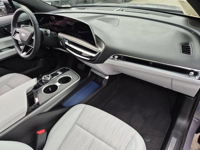 2024 Cadillac LYRIQ Luxury 1