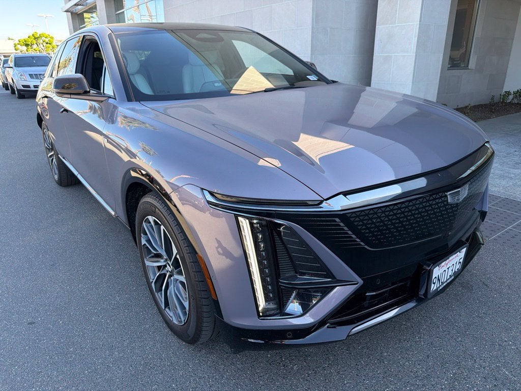 2024 Cadillac LYRIQ Sport 1
