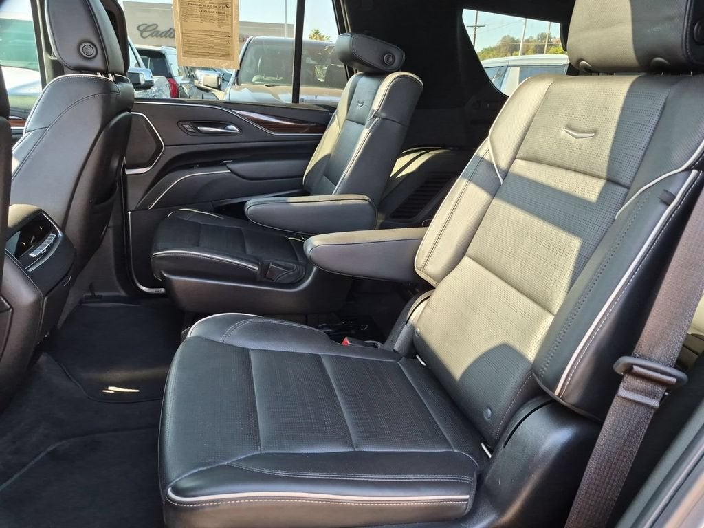 2022 Cadillac Escalade Premium Luxury