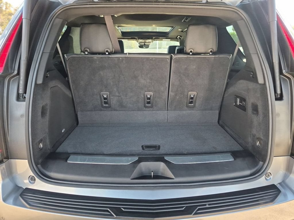 2022 Cadillac Escalade Premium Luxury