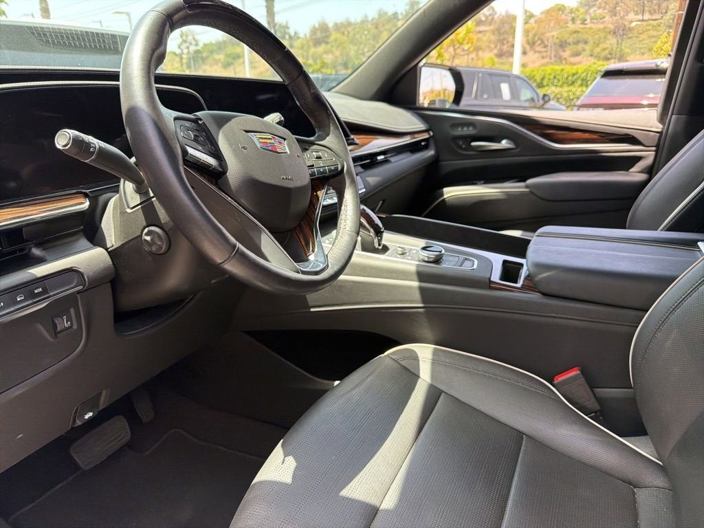 2023 Cadillac Escalade Premium Luxury