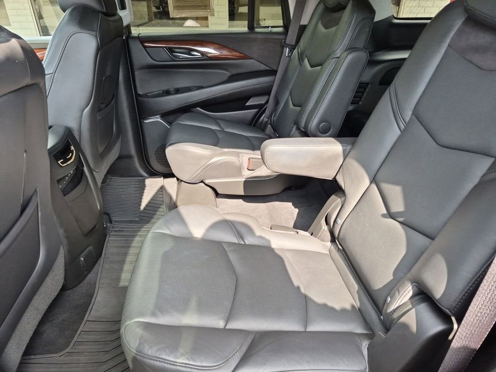 2018 Cadillac Escalade Premium Luxury