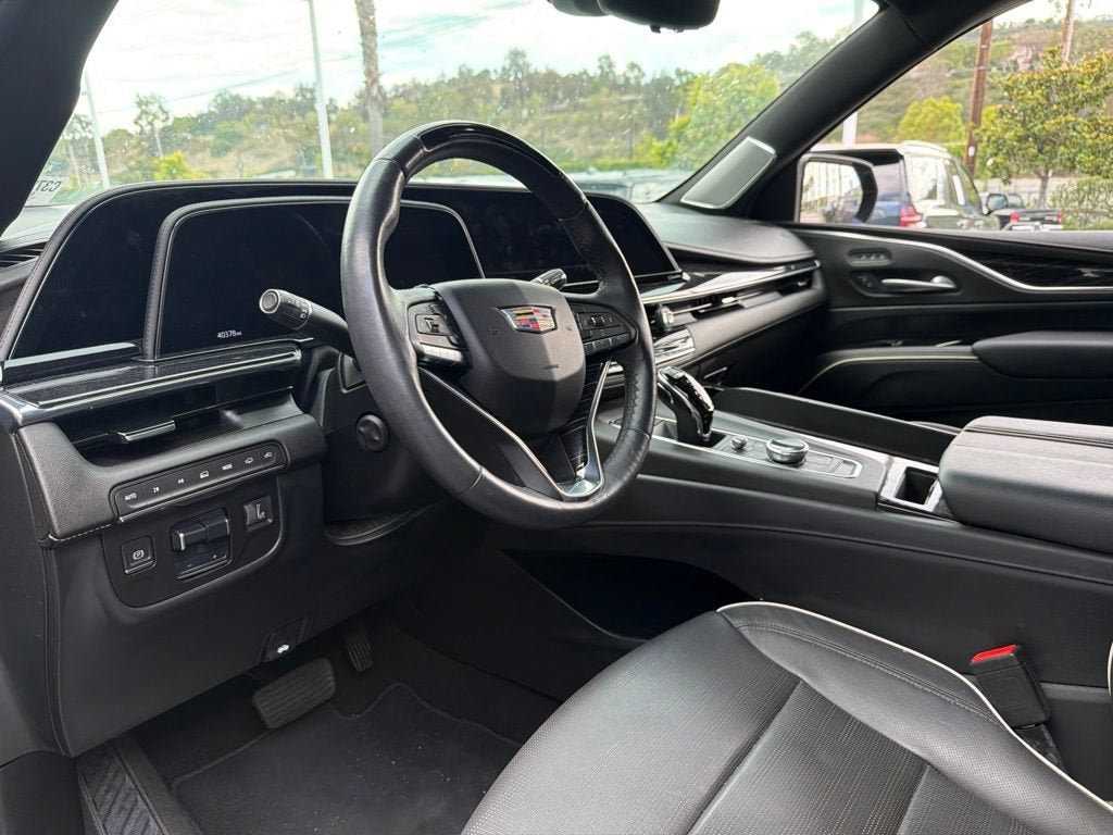 2023 Cadillac Escalade Sport