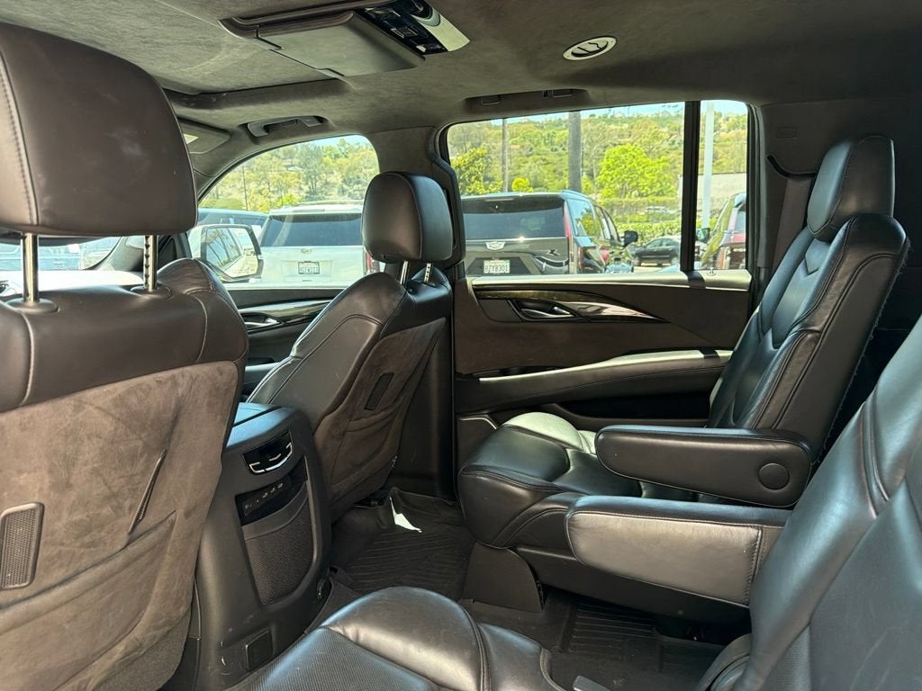 2020 Cadillac Escalade ESV Platinum