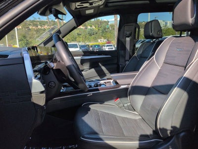 2025 Cadillac Escalade ESV Premium Luxury