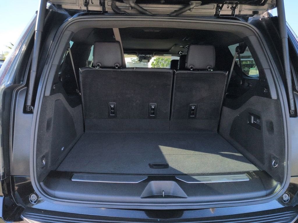 2025 Cadillac Escalade ESV Premium Luxury