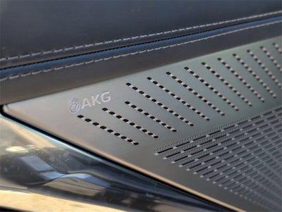 2025 Cadillac ESCALADE IQ Luxury 2