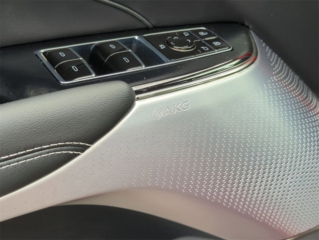 2026 Cadillac LYRIQ V-Series