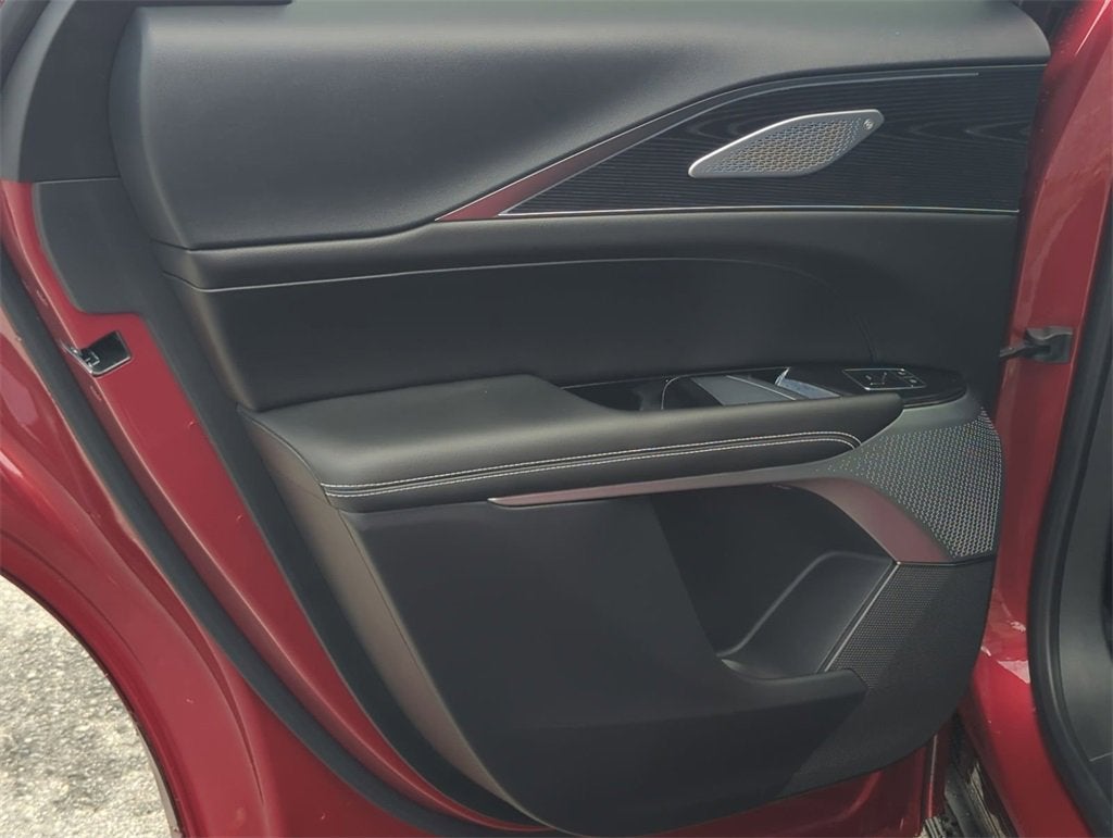 2026 Cadillac LYRIQ V-Series