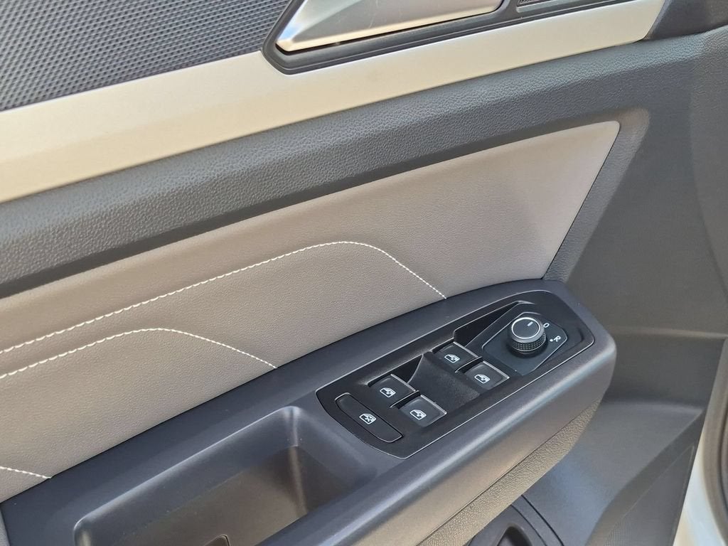 2021 Volkswagen Atlas 3.6L V6 SEL R-Line