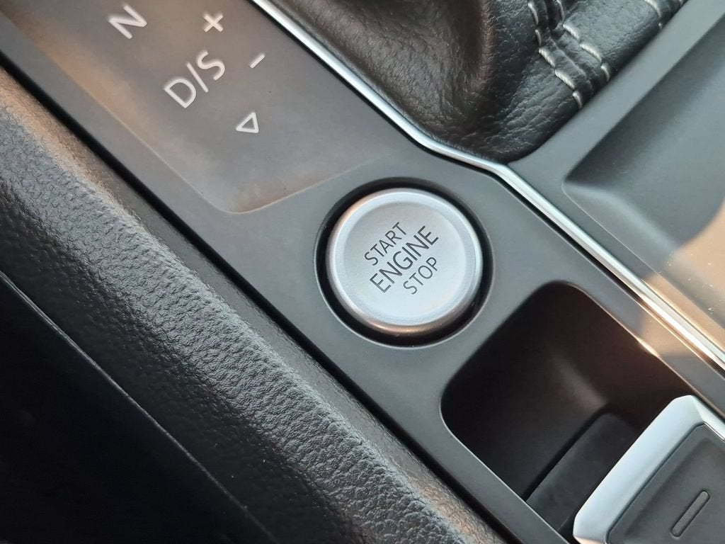 2021 Volkswagen Atlas 3.6L V6 SEL R-Line