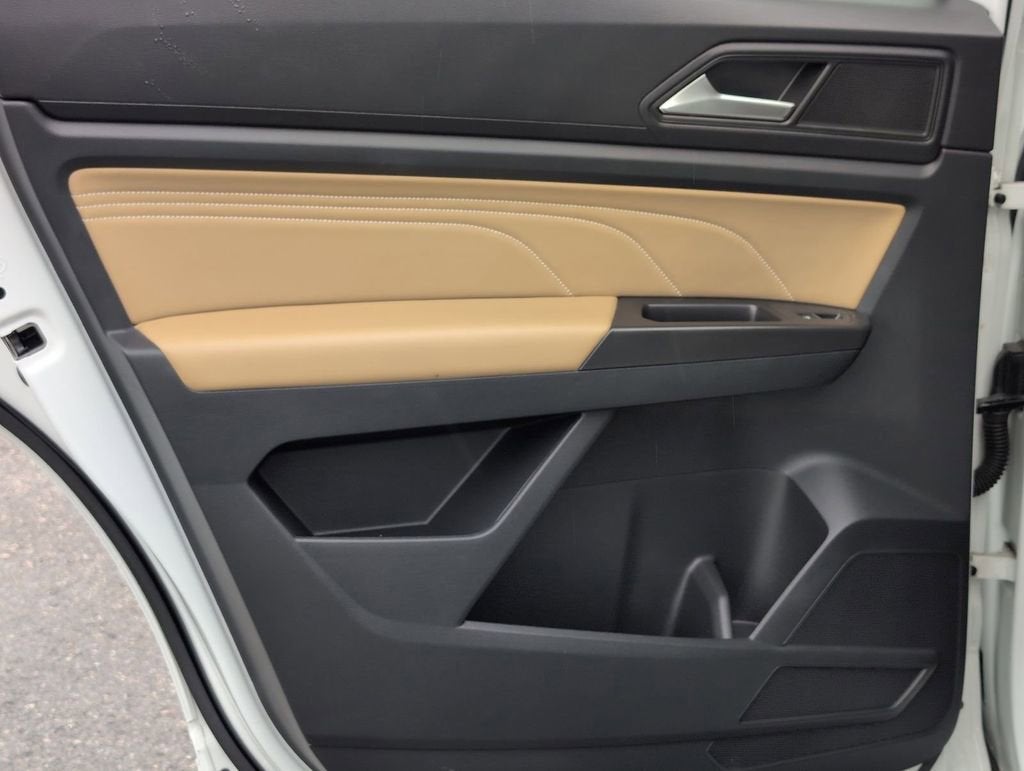 2022 Volkswagen Atlas Cross Sport 3.6L V6 SEL R-Line