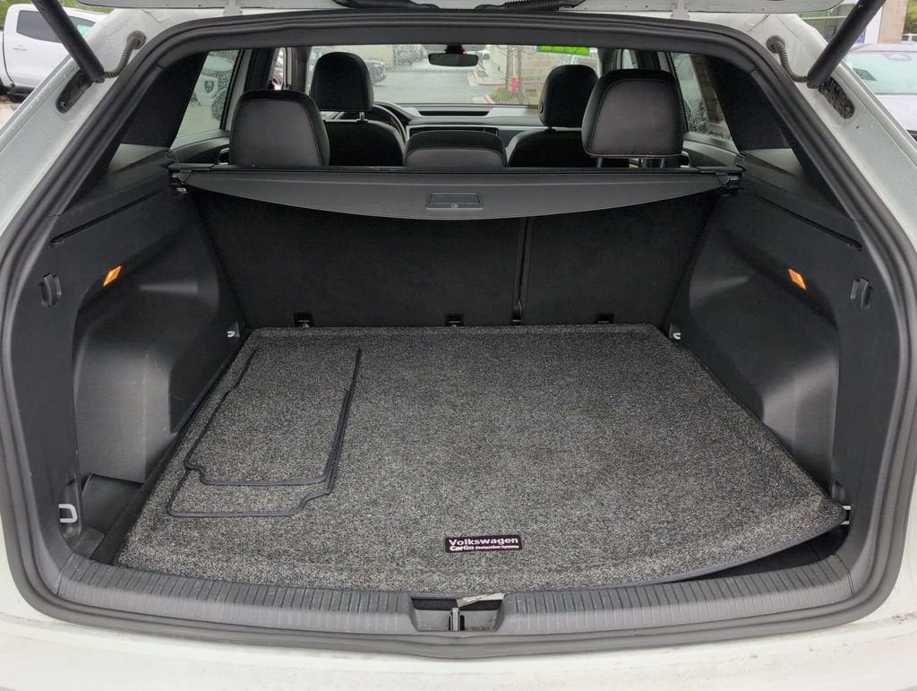 2022 Volkswagen Atlas Cross Sport 3.6L V6 SEL R-Line