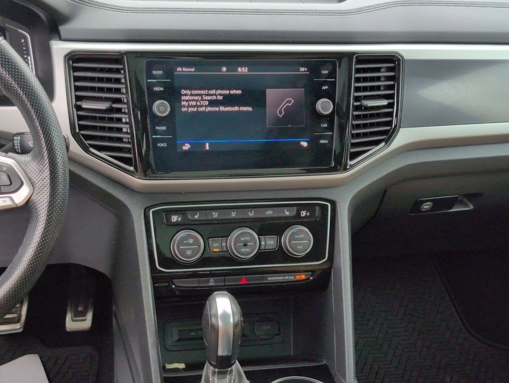 2022 Volkswagen Atlas Cross Sport 3.6L V6 SEL R-Line