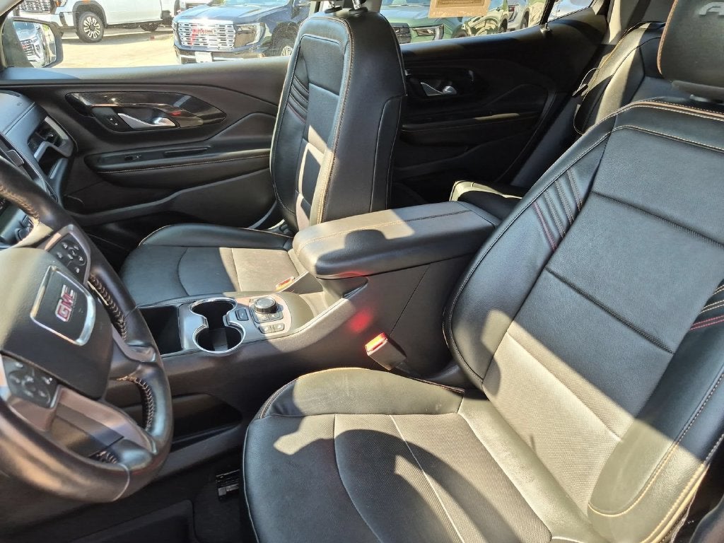 2022 GMC Terrain AT4