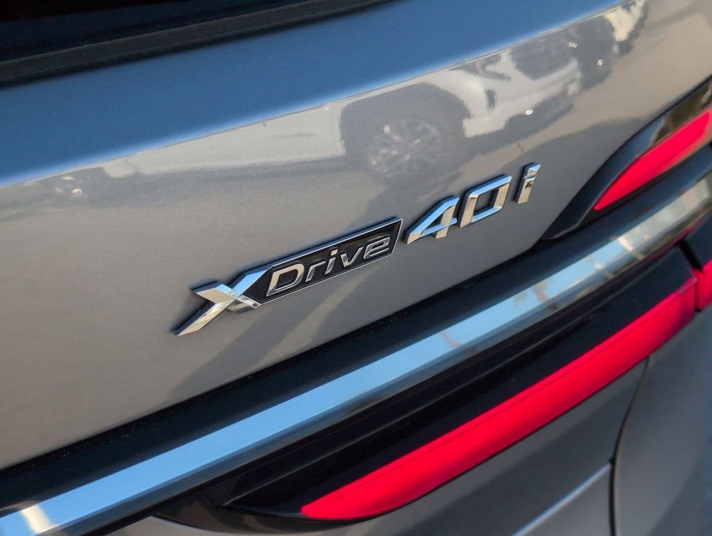 2025 BMW X7 xDrive40i