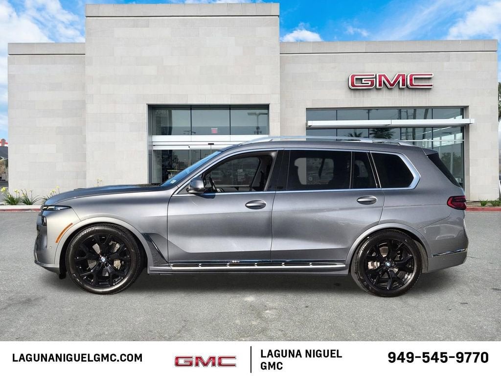 2025 BMW X7 xDrive40i
