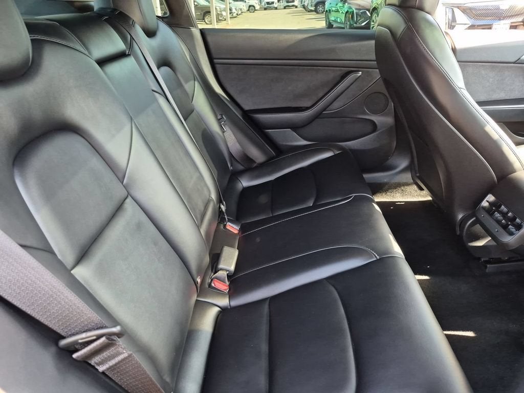 2022 Tesla Model 3 Base