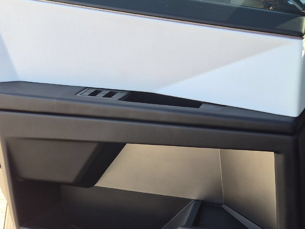 2024 Tesla Cybertruck Base
