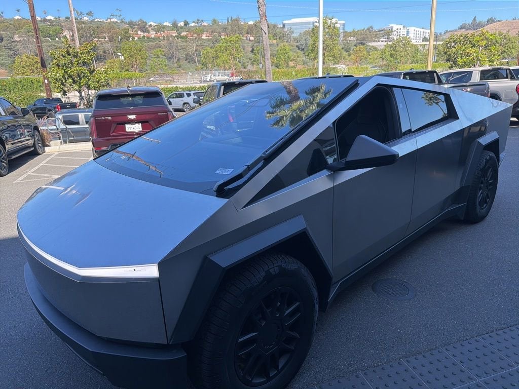 2025 Tesla Cybertruck Base