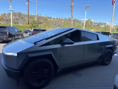 2025 Tesla Cybertruck Base