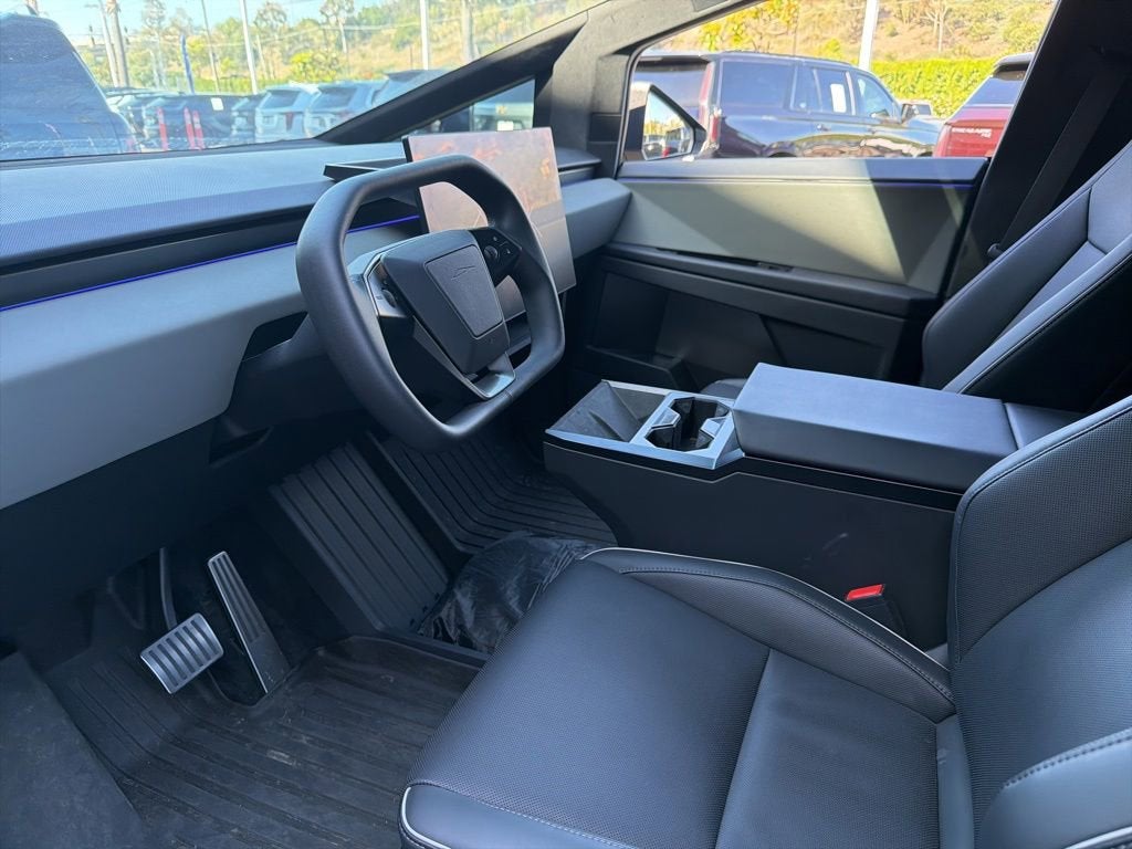 2025 Tesla Cybertruck Base