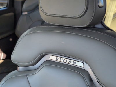 2023 RIVIAN R1S Adventure