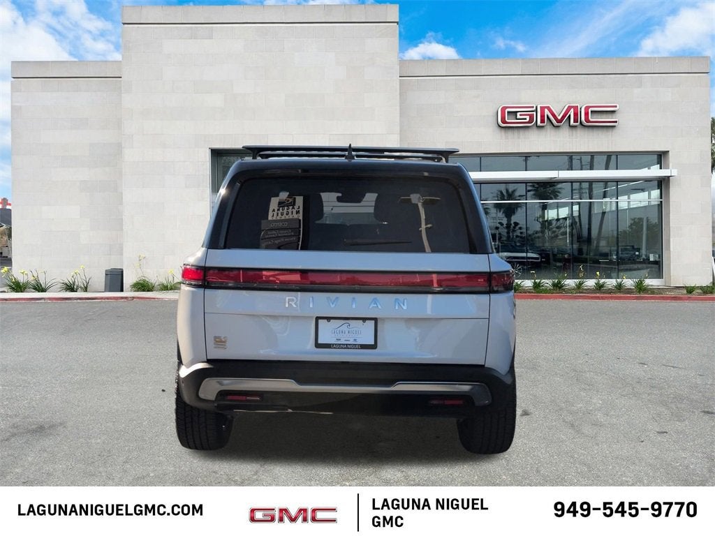 2023 RIVIAN R1S Adventure