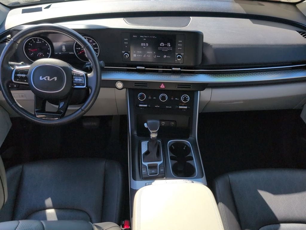 2024 Kia Carnival LX