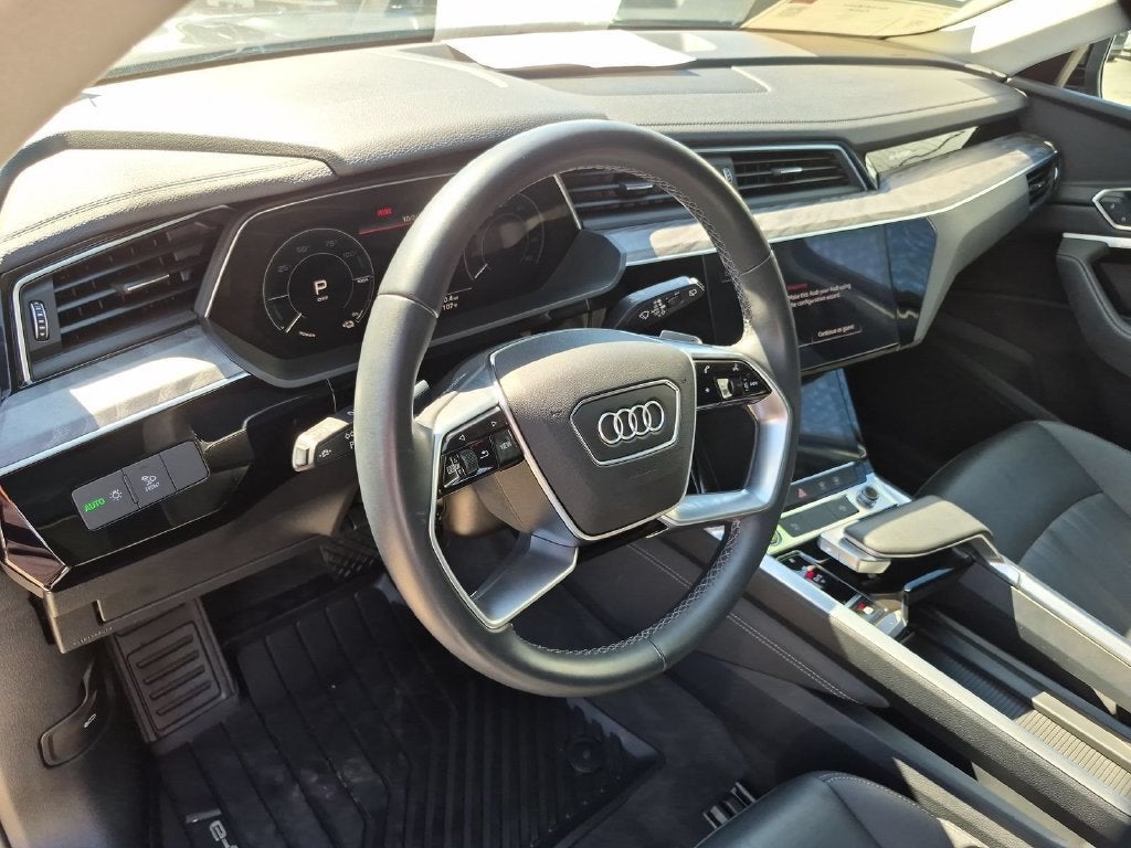 2024 Audi Q8 e-tron Premium