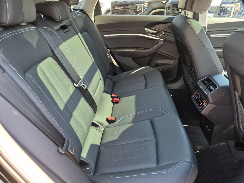 2024 Audi Q8 e-tron Premium