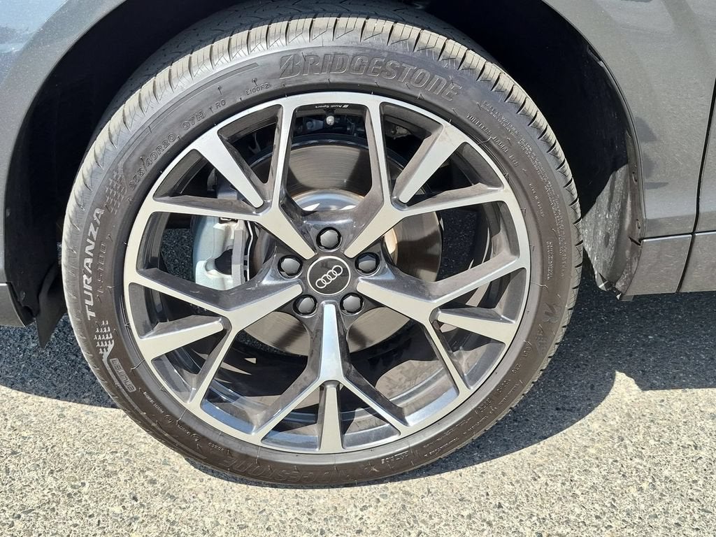 2026 Audi Q3 S line