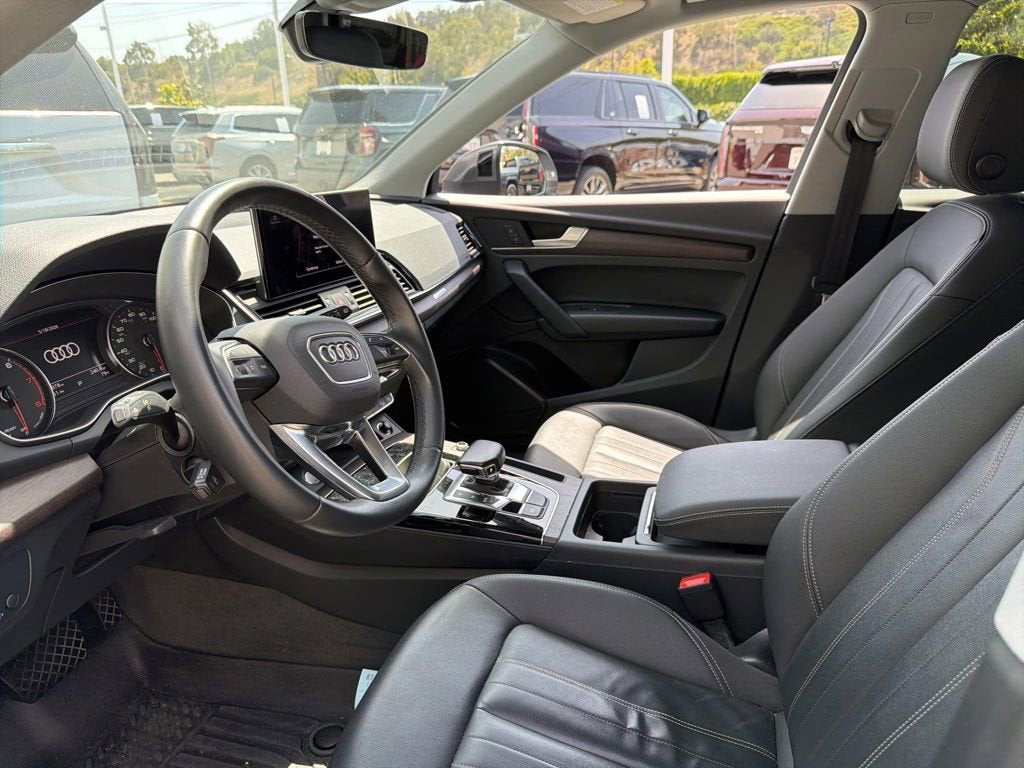 2022 Audi Q5 S line Premium