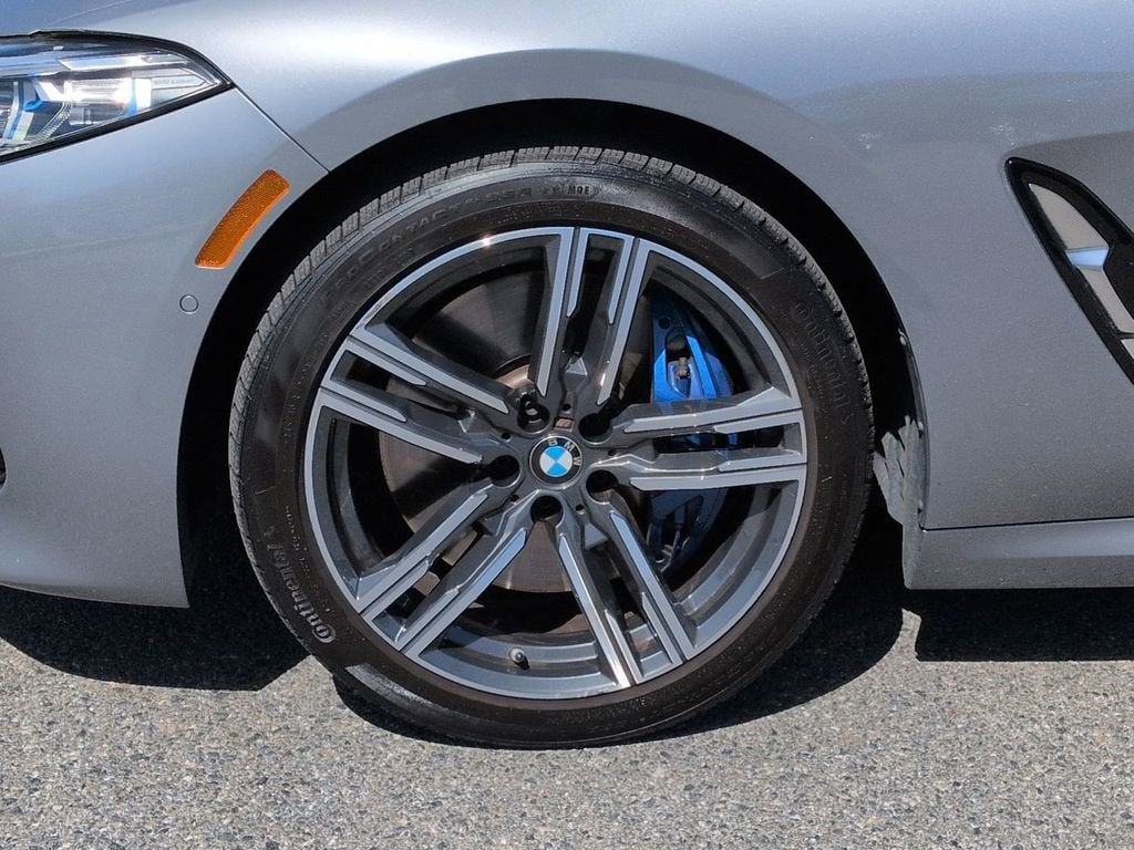 2025 BMW 8 Series 840i