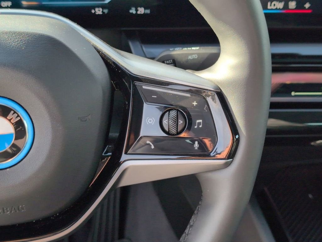 2024 BMW i5 eDrive40