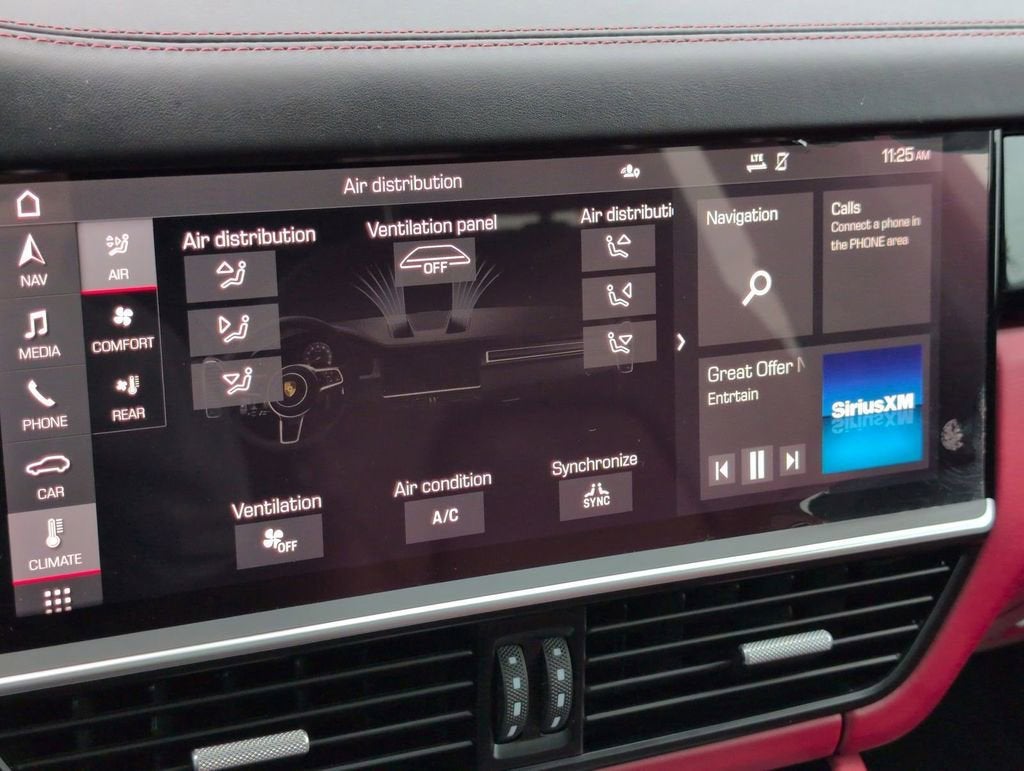 2021 Porsche Cayenne Base