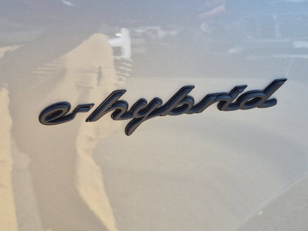 2020 Porsche Cayenne Turbo S E-Hybrid