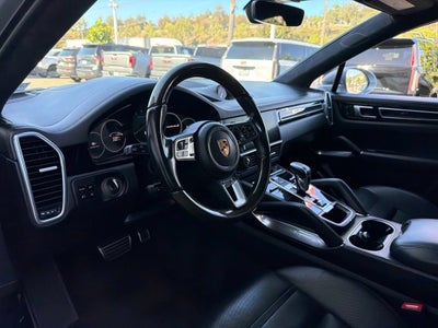 2020 Porsche Cayenne Turbo S E-Hybrid